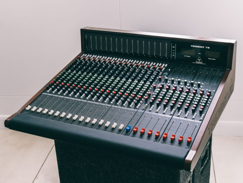 Trident Audio Series 78 16-Ch Analogue Console with LED Meter Bridge - Image 2